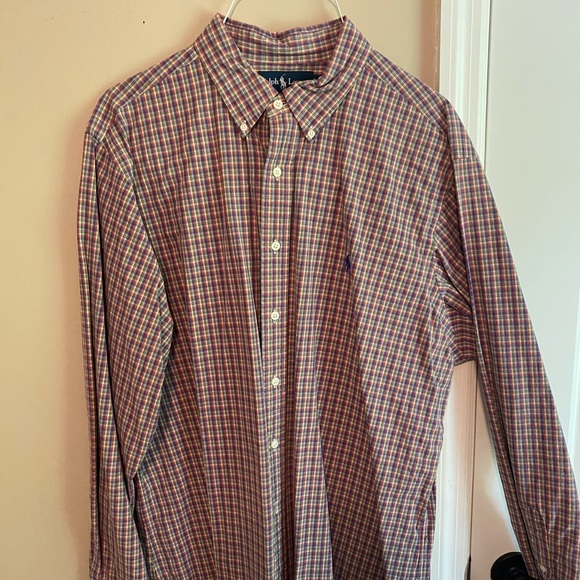 Button down - Picture 1 of 3